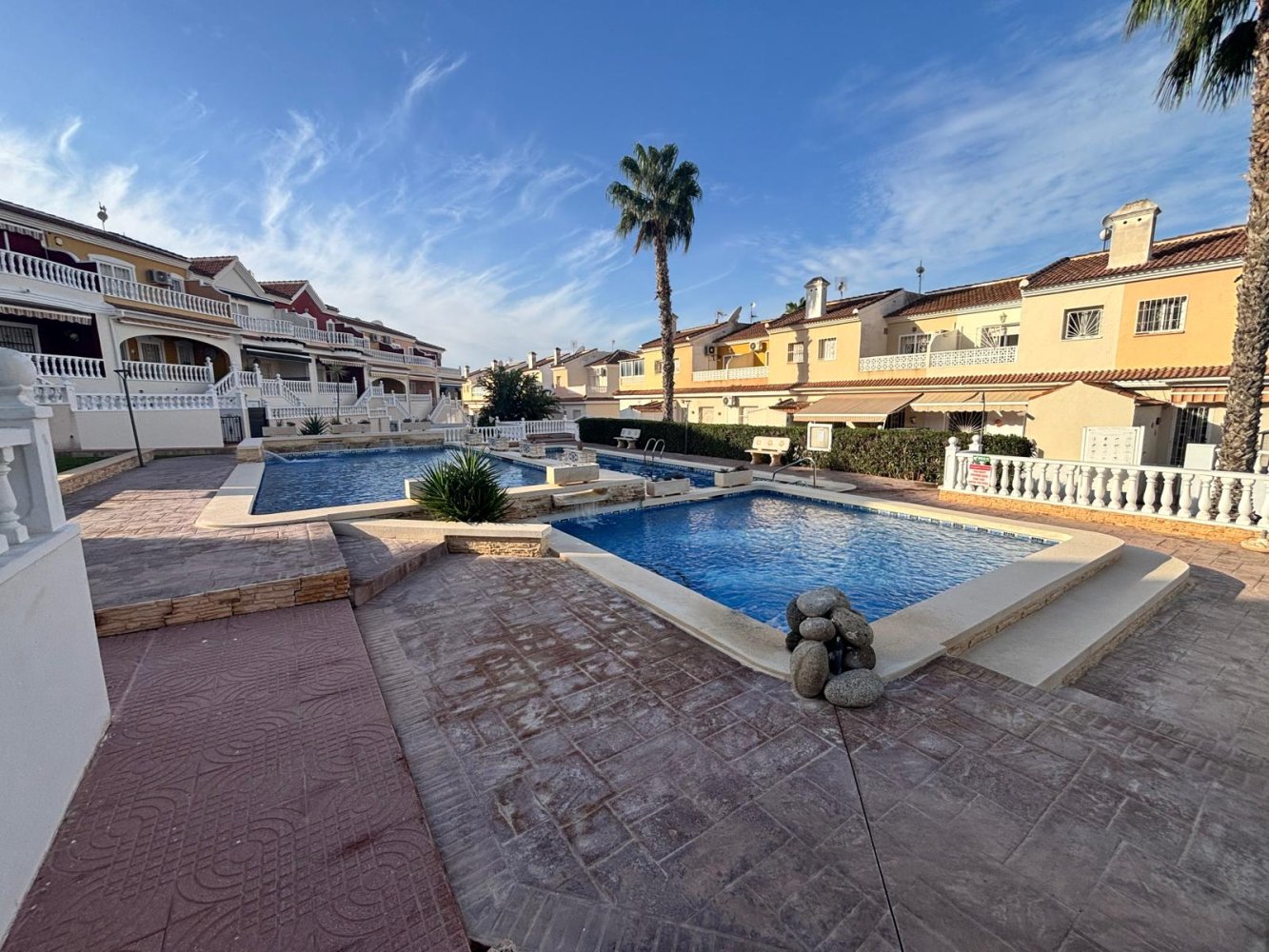 Casa adosada en Alicante, España 3 dormitorios, 101 m2 No. 199861