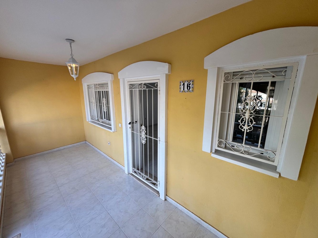 Casa adosada en Alicante, España 3 dormitorios, 101 m2 No. 199861