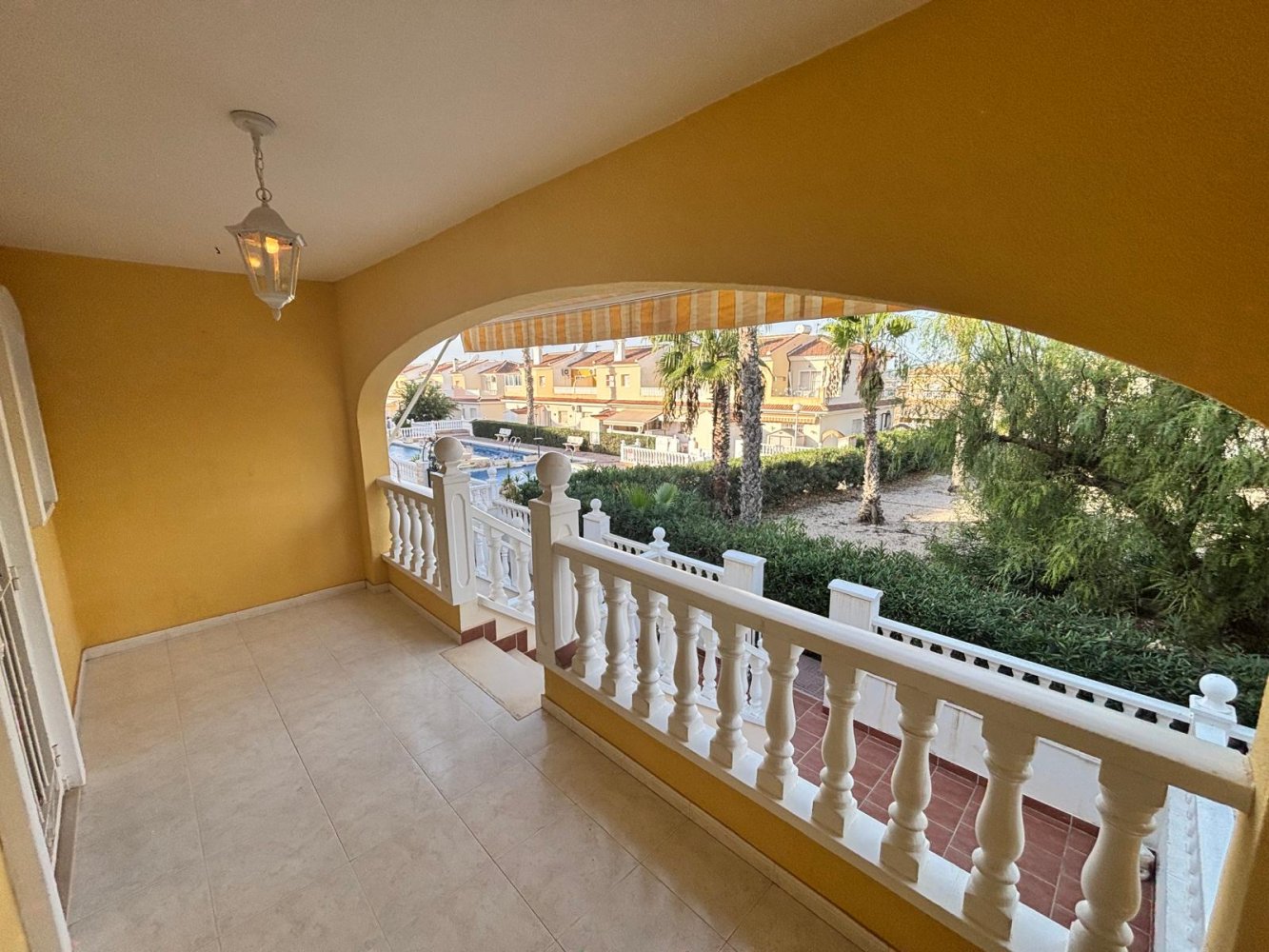 Casa adosada en Alicante, España 3 dormitorios, 101 m2 No. 199861