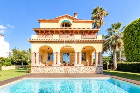 Villa à Sitges, Barcelona, Espagne 5 chambres, 618 m2 No. 199169