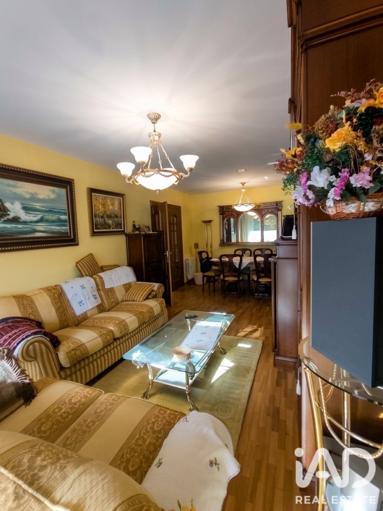 Apartment in La Baneza, Leon, Spain 3 bedrooms, 137 sq.m. No. 197739