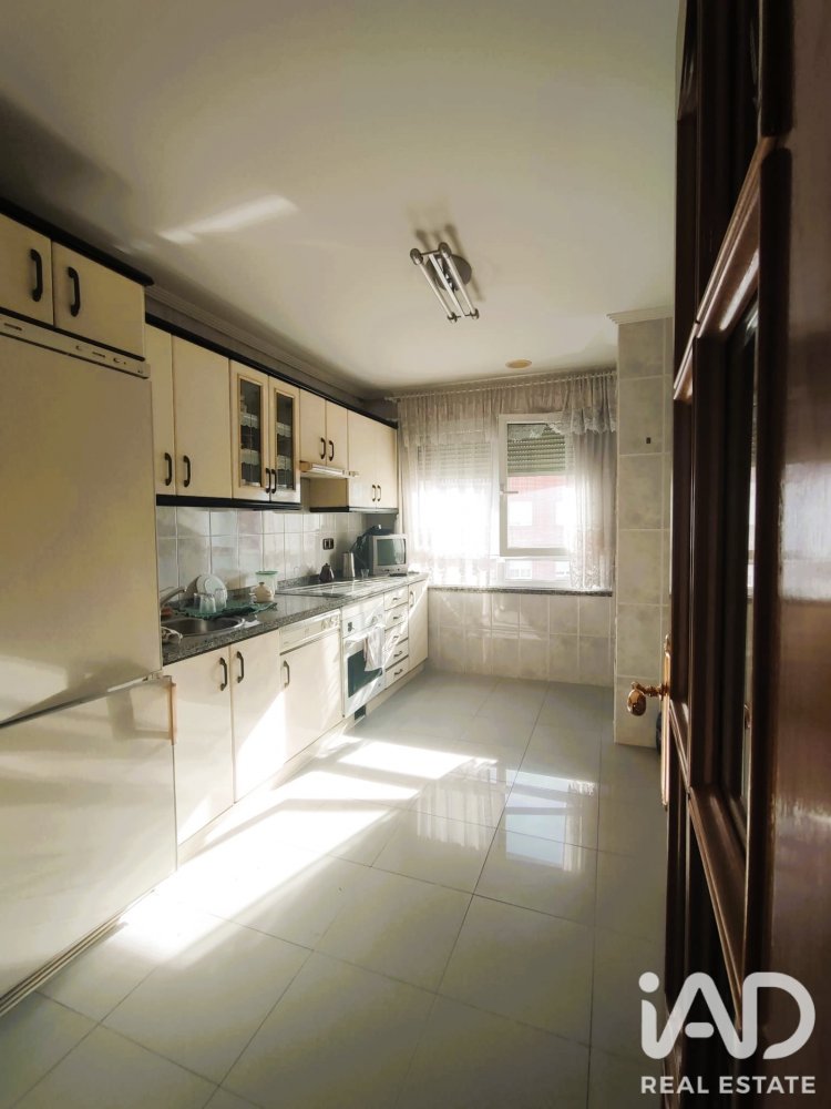 Apartment in La Baneza, Leon, Spain 3 bedrooms, 137 sq.m. No. 197739