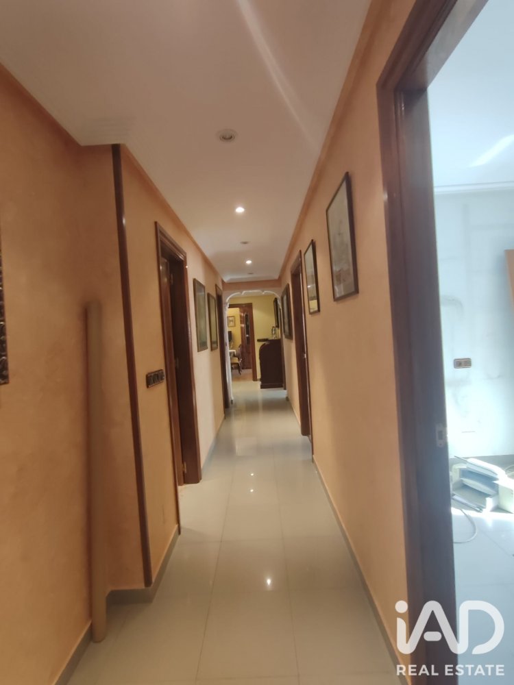 Apartment in La Baneza, Leon, Spain 3 bedrooms, 137 sq.m. No. 197739