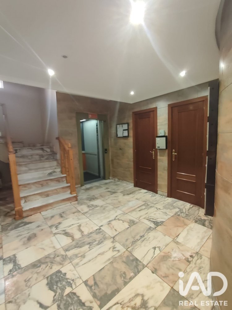 Apartment in La Baneza, Leon, Spain 3 bedrooms, 137 sq.m. No. 197739