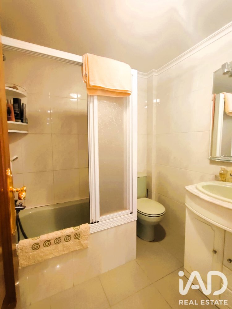 Apartment in La Baneza, Leon, Spain 3 bedrooms, 137 sq.m. No. 197739