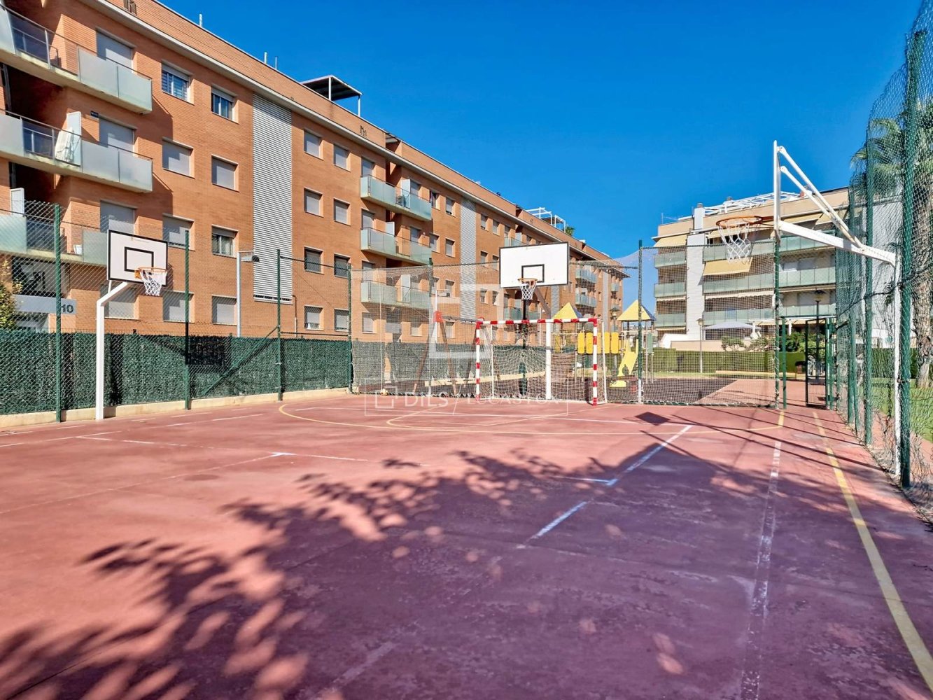 Appartamento a Cubelles, Barcelona, Spagna 3 camere da letto, 102 mq. N° 197597