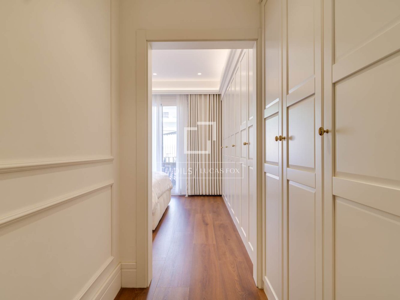 Apartment à Barcelona, Espagne 5 chambres, 215 m2 No. 200014
