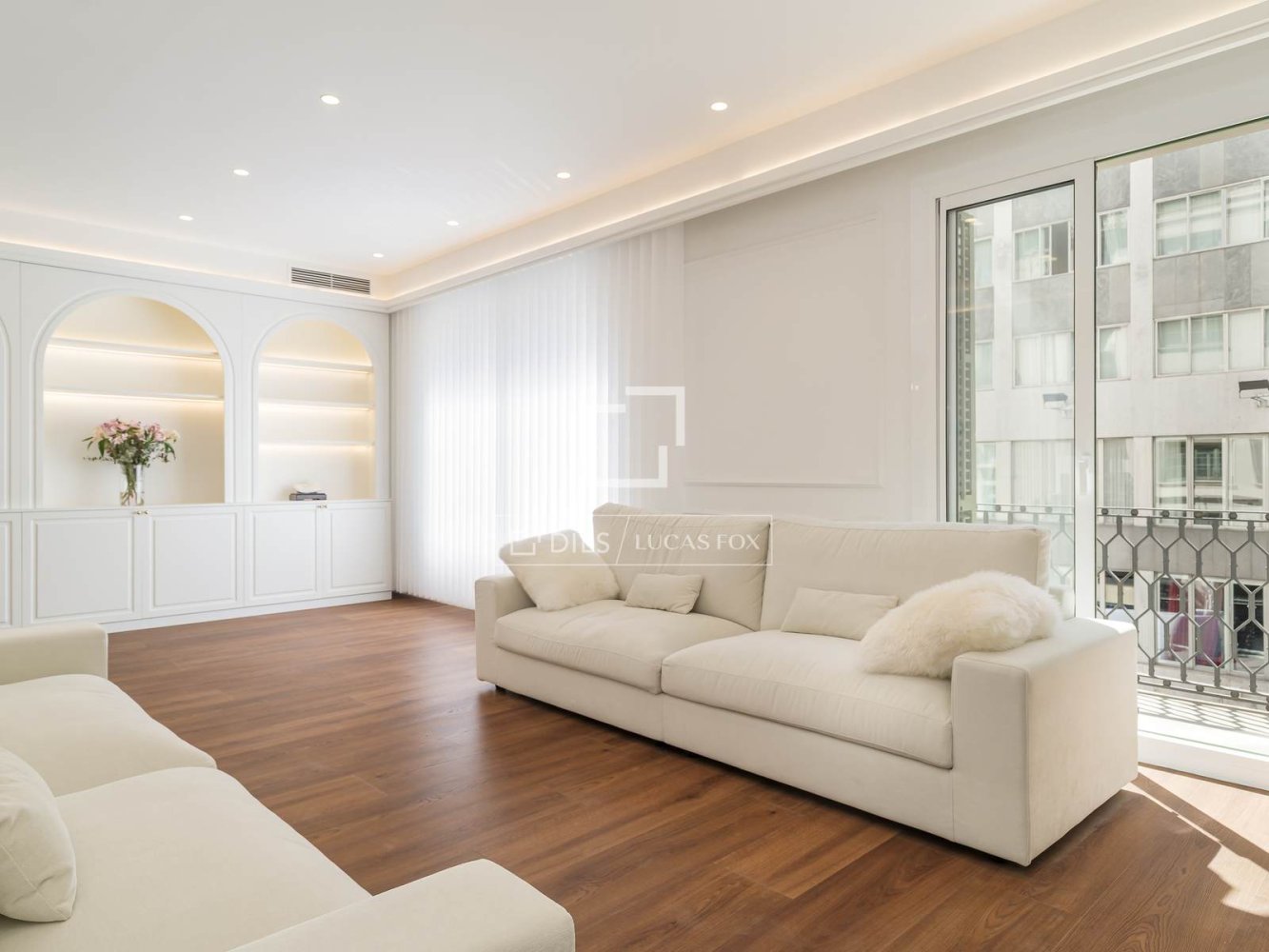 Apartment à Barcelona, Espagne 5 chambres, 215 m2 No. 200014