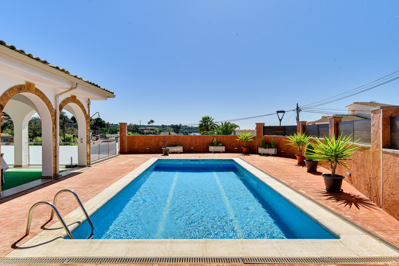 Villa in Lloret de Mar, Girona, Spain 5 bedrooms, 408 sq.m. No. 198791