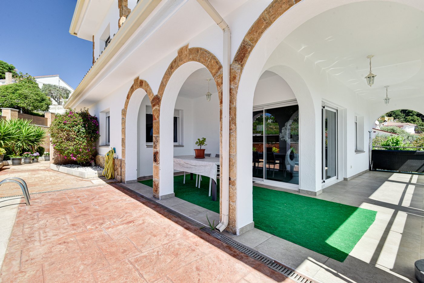 Villa in Lloret de Mar, Girona, Spain 5 bedrooms, 408 sq.m. No. 198791