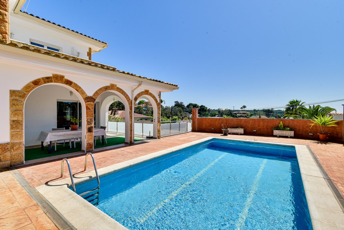 Villa in Lloret de Mar, Girona, Spain 5 bedrooms, 408 sq.m. No. 198791