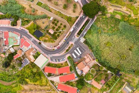 The Canary Islands are the leaders in the sales of mini-houses and the volume of speculation with residential real estate