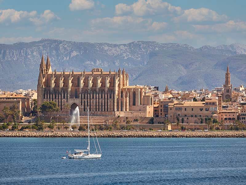 House prices in Spain increased by 4.1% in the year to March 2023