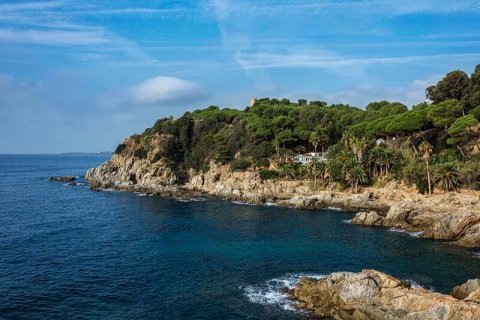 Premium residential real estate market is recovering on the Costa Dorada