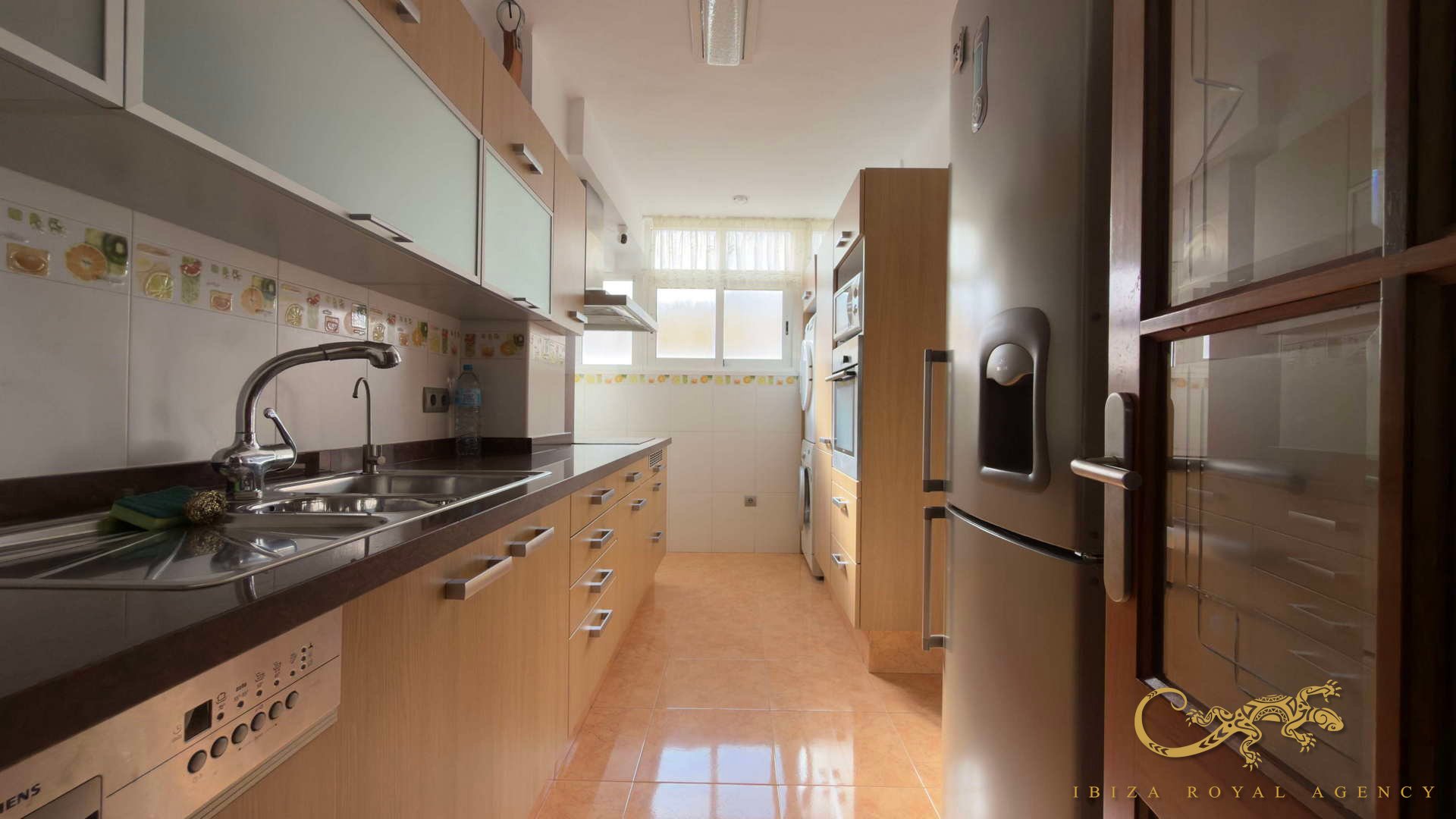 Huoneisto Ibiza town, Ibiza, Espanja 3 makuuhuonetta, 95 m2 No. 139391
