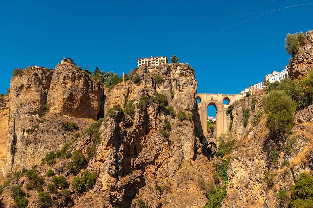I'm relocating to Andalusia. What is essential to know? I'm relocating to Andalusia. What is essential to know?