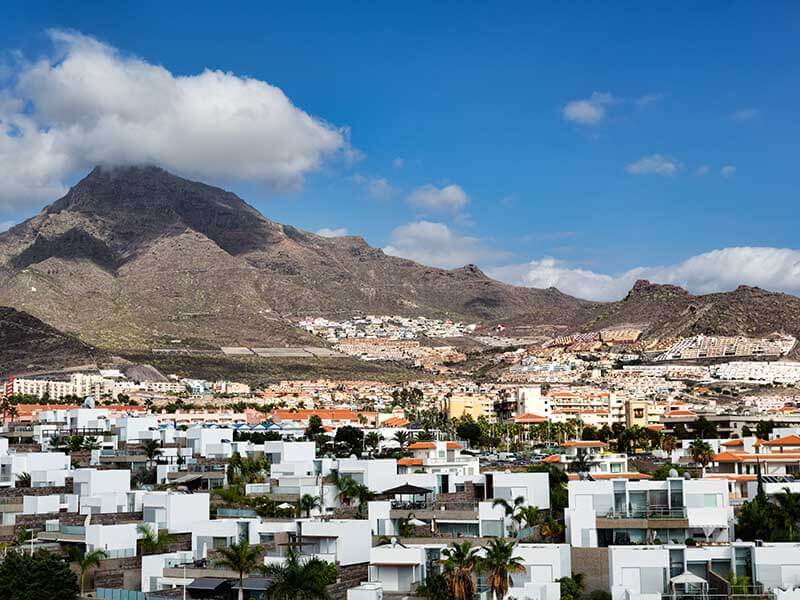¿Qué es SOCIMI y cómo funciona en España?