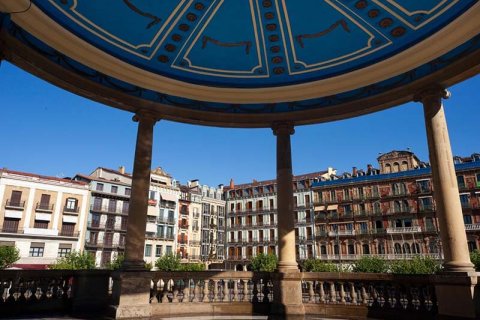 Residential real estate prices in Navarre increased by 6.05% over the year
