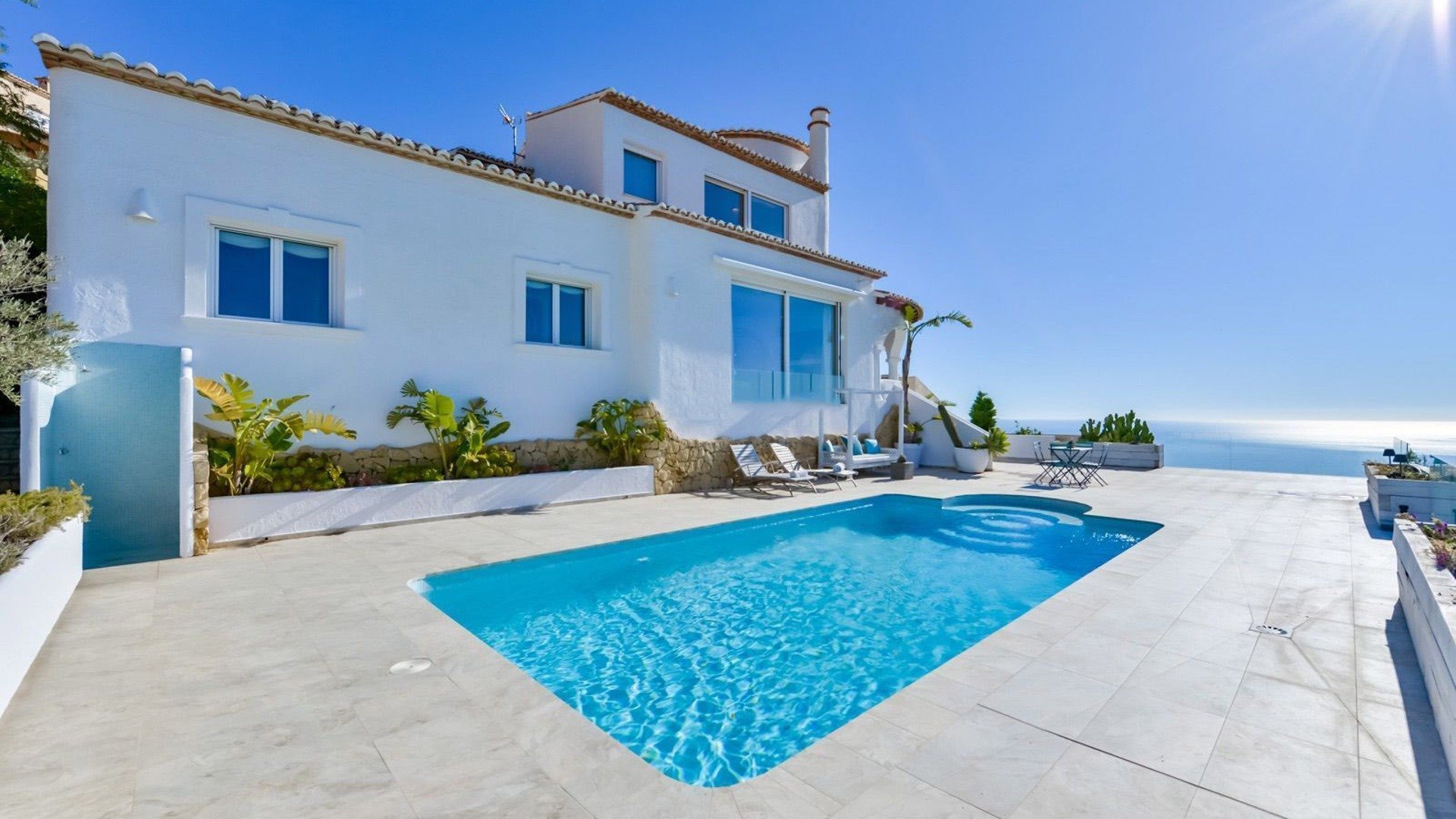 Villa a Altea, Alicante, Spagna 4 camere da letto, 285 mq. N° 64064