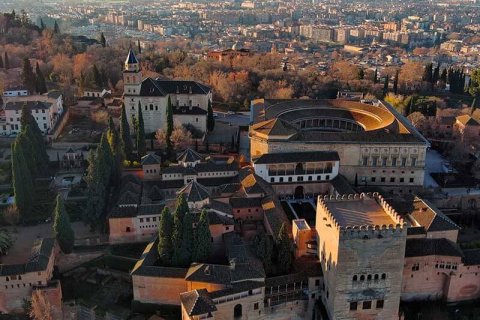 Сила бренда: Как сектор роскоши развивается в условиях назревающего экономического кризиса