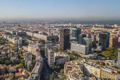 Experts consider Spain a safe haven for investment due to the local real estate market