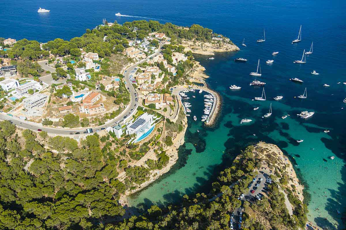 Real estate in 2023 in the regions of Costa Blanca, Costa del Sol, Costa Dorada and the Balearic Islands