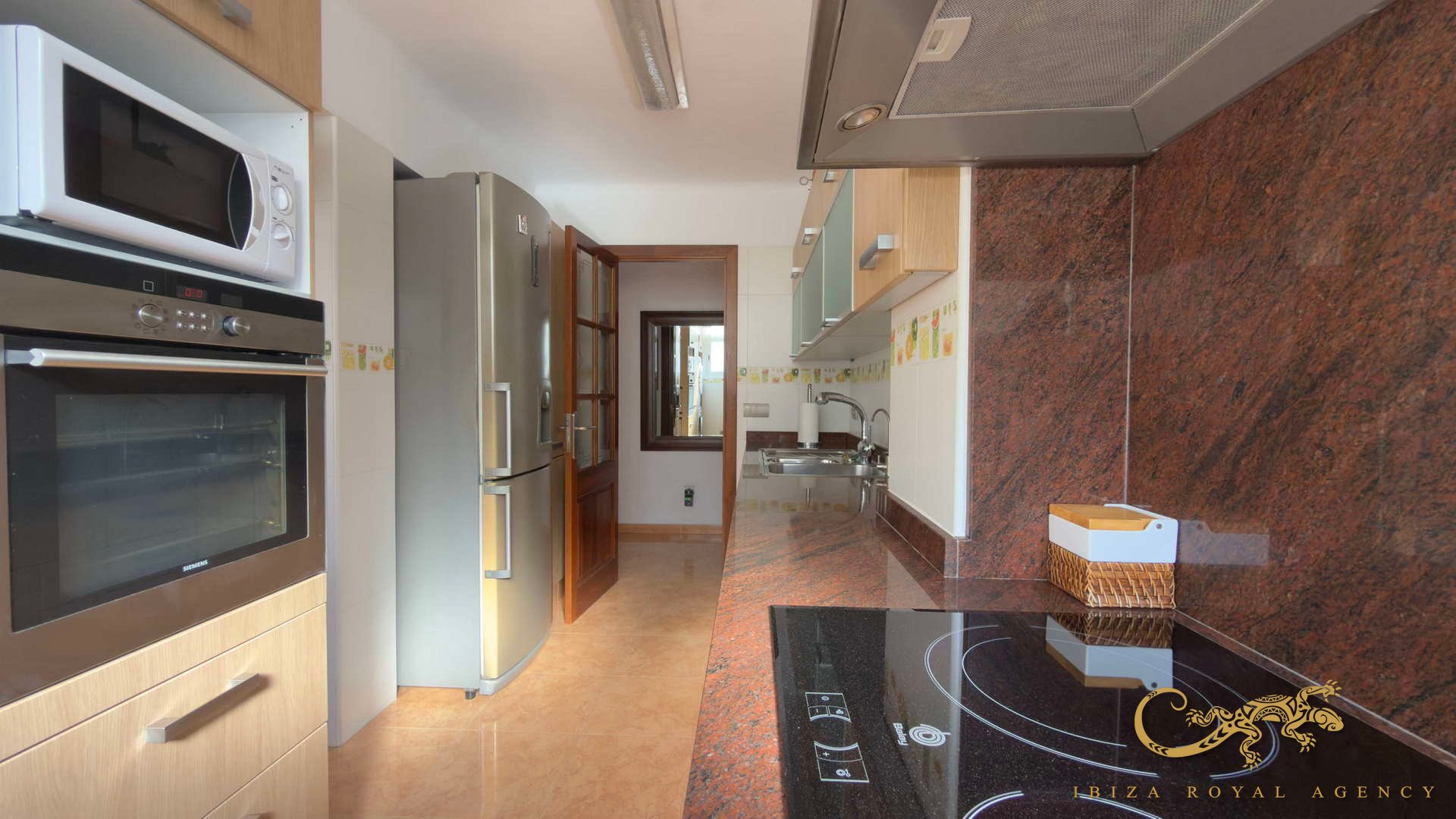 Huoneisto Ibiza town, Ibiza, Espanja 3 makuuhuonetta, 95 m2 No. 139391