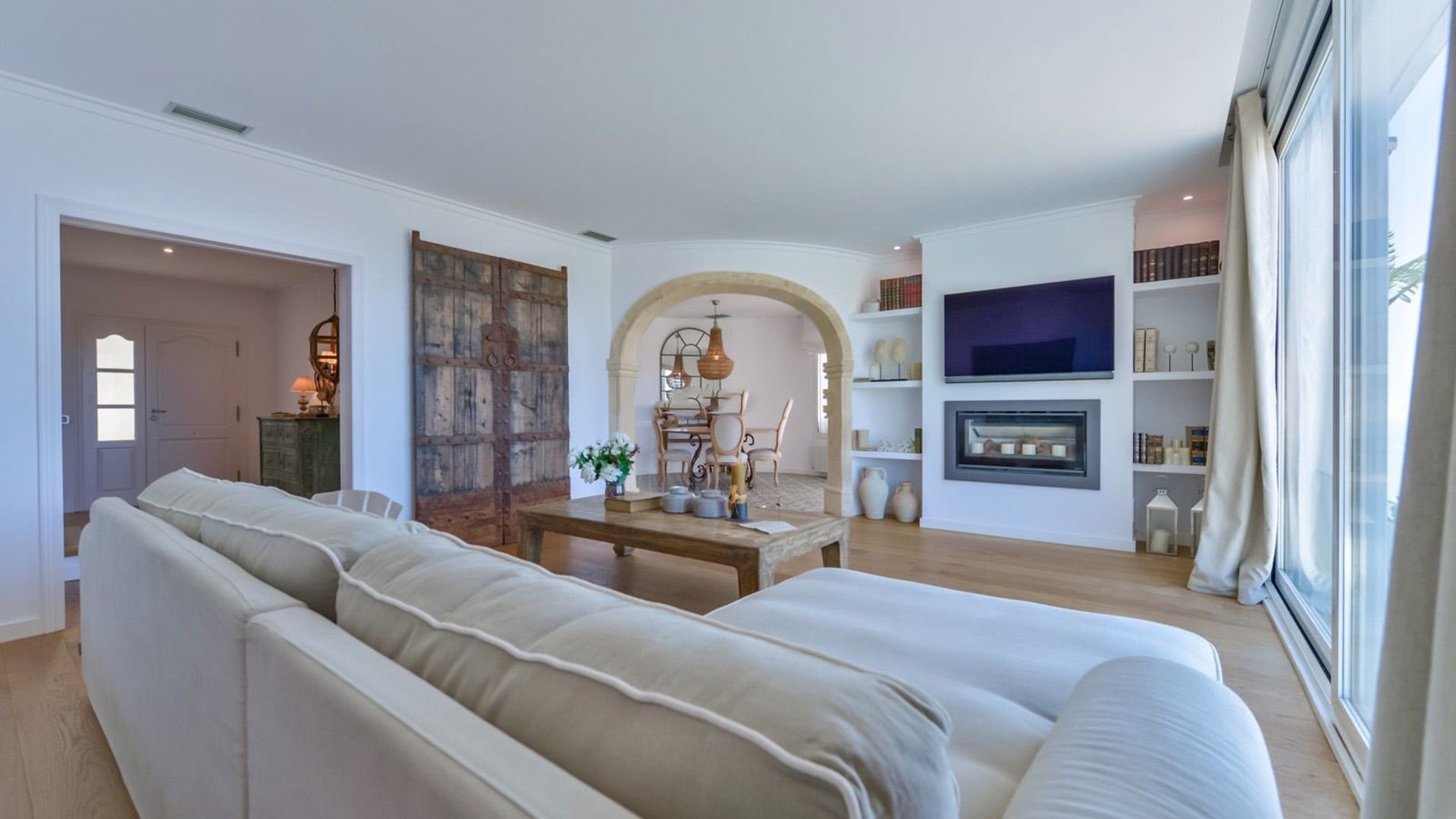 Villa a Altea, Alicante, Spagna 4 camere da letto, 285 mq. N° 64064