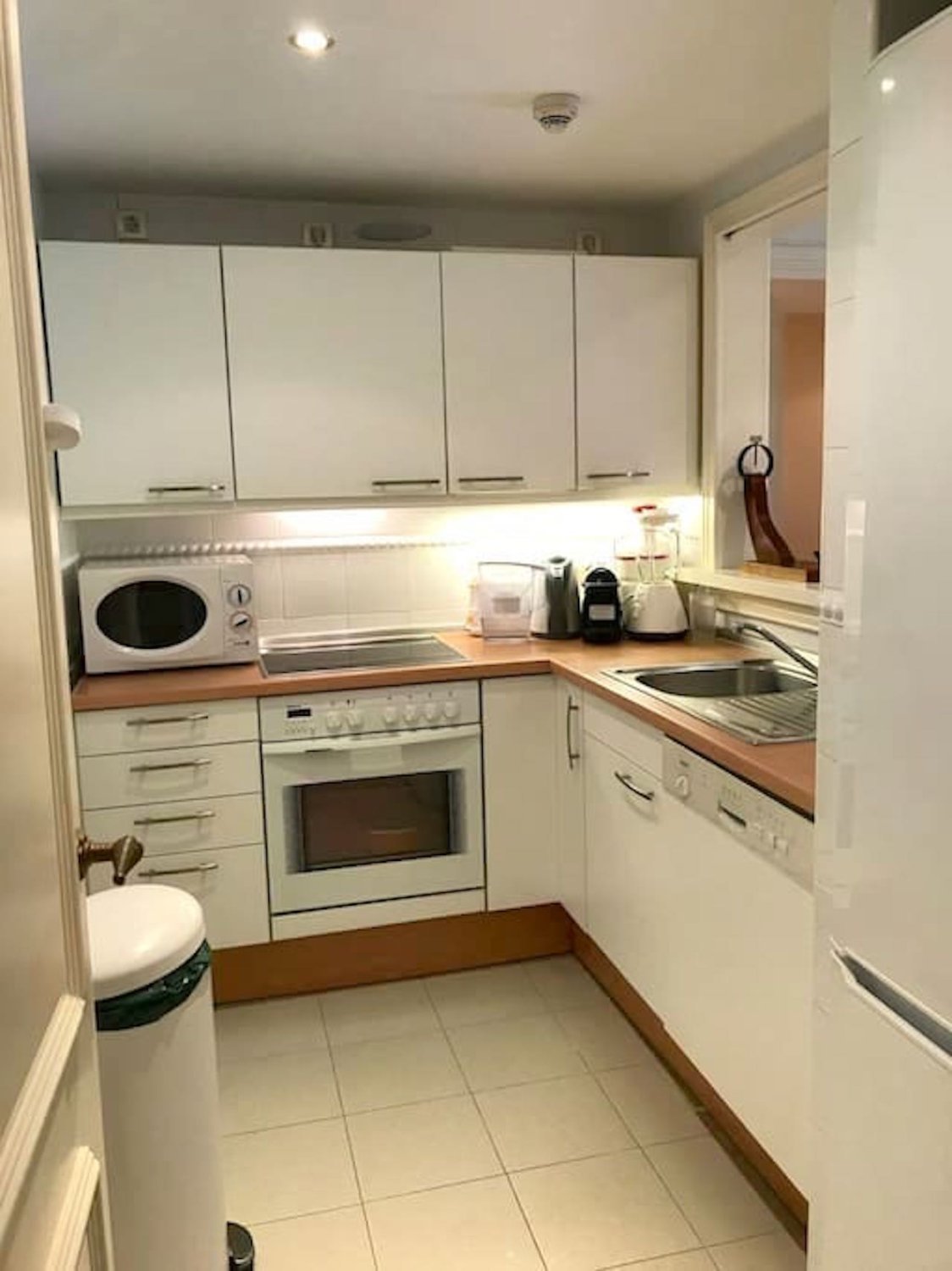 Apartamento en Estepona, Málaga, España 2 dormitorios, 210 m2 No. 166132