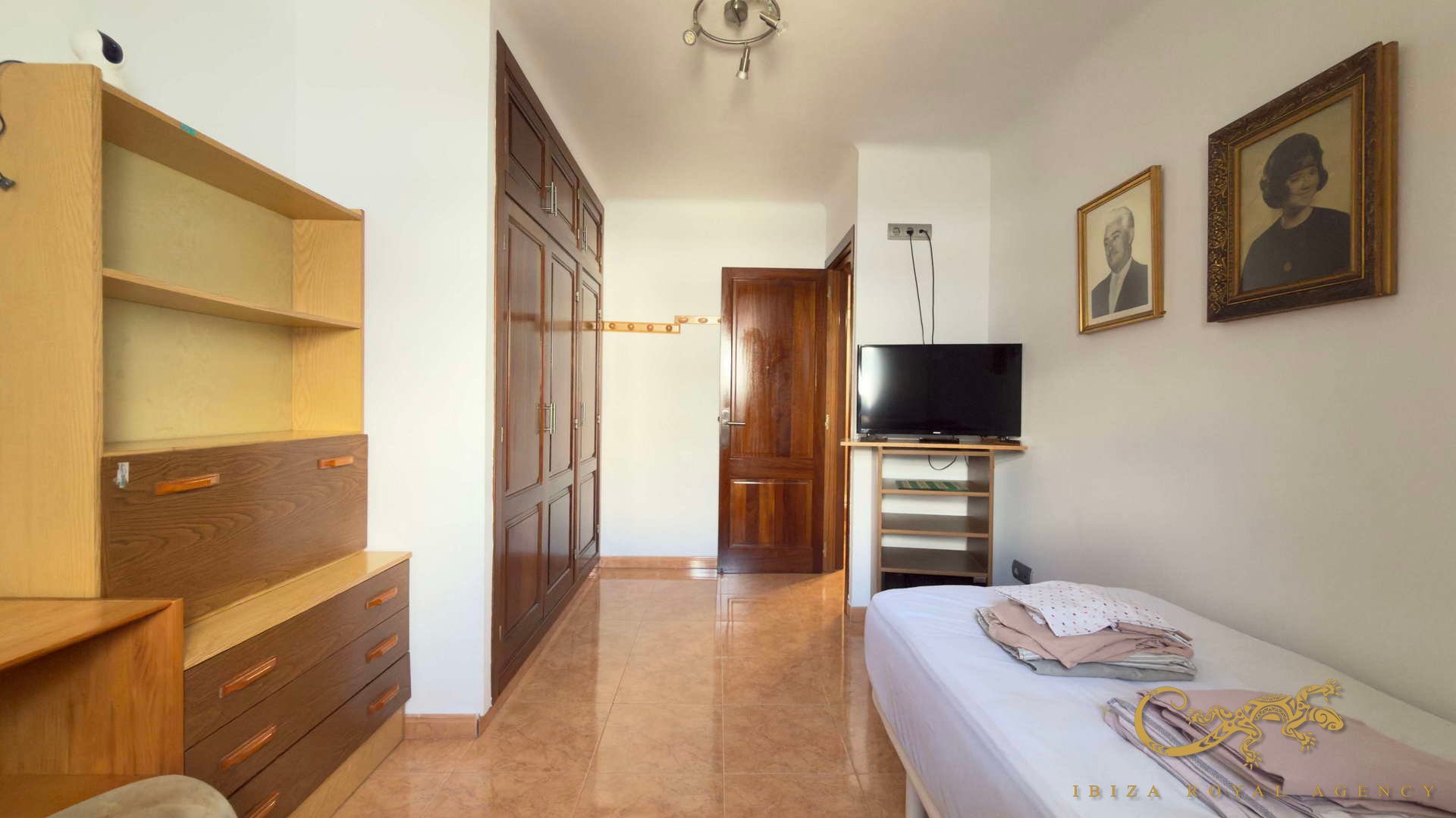 Huoneisto Ibiza town, Ibiza, Espanja 3 makuuhuonetta, 95 m2 No. 139391