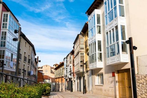 The purchase price of residential real estate in Burgas is falling amid rising rental rates
