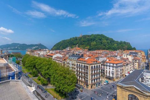 To buy a house in Gipuzkoa will cost 7 times more than in 