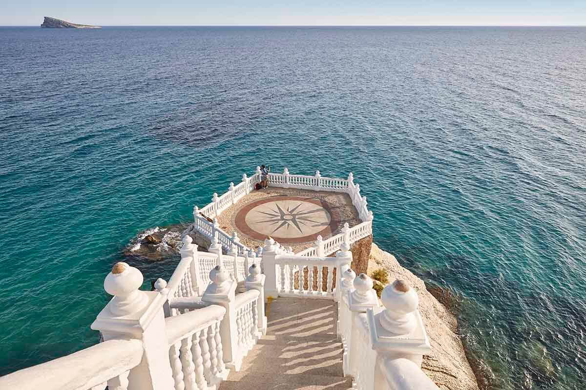Why do investors prefer to purchase real estate in Spain in 2023? Why do investors prefer to purchase real estate in Spain in 2023?