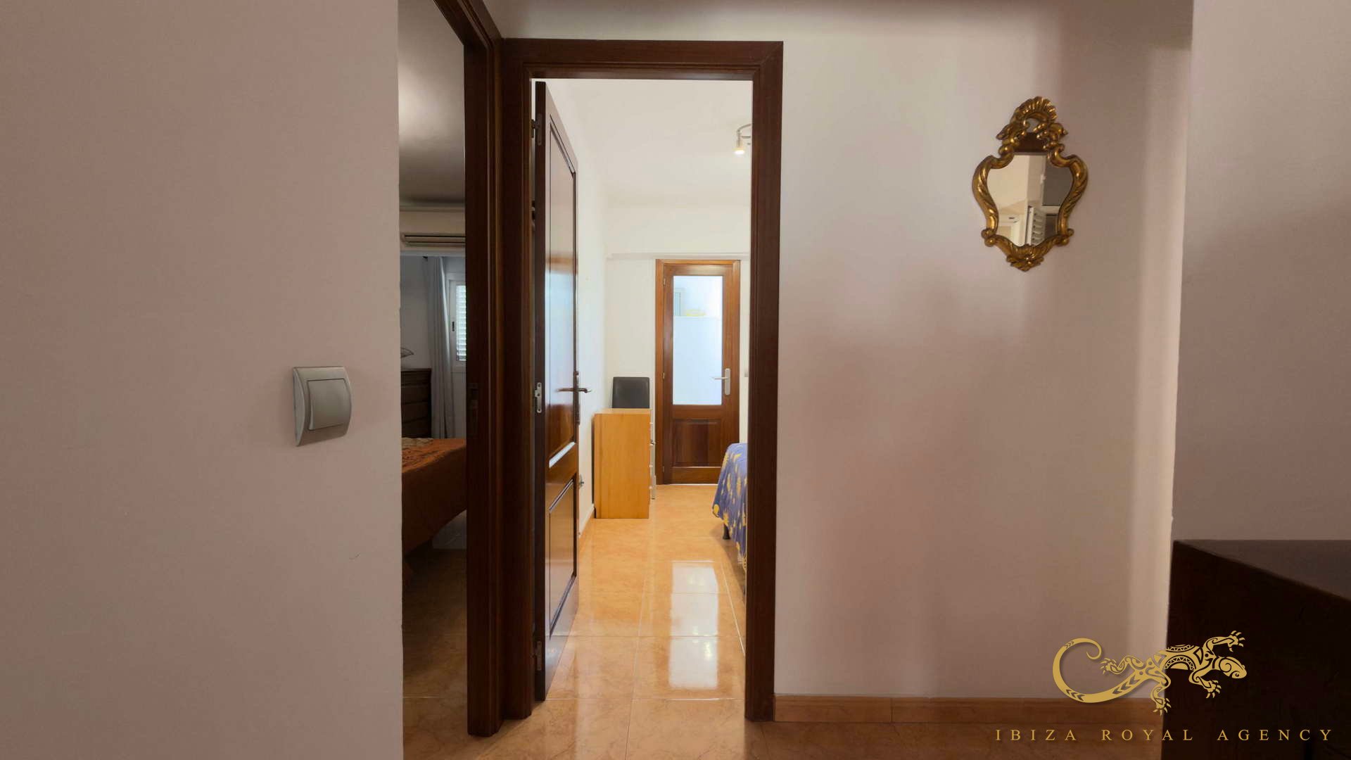 Huoneisto Ibiza town, Ibiza, Espanja 3 makuuhuonetta, 95 m2 No. 139391