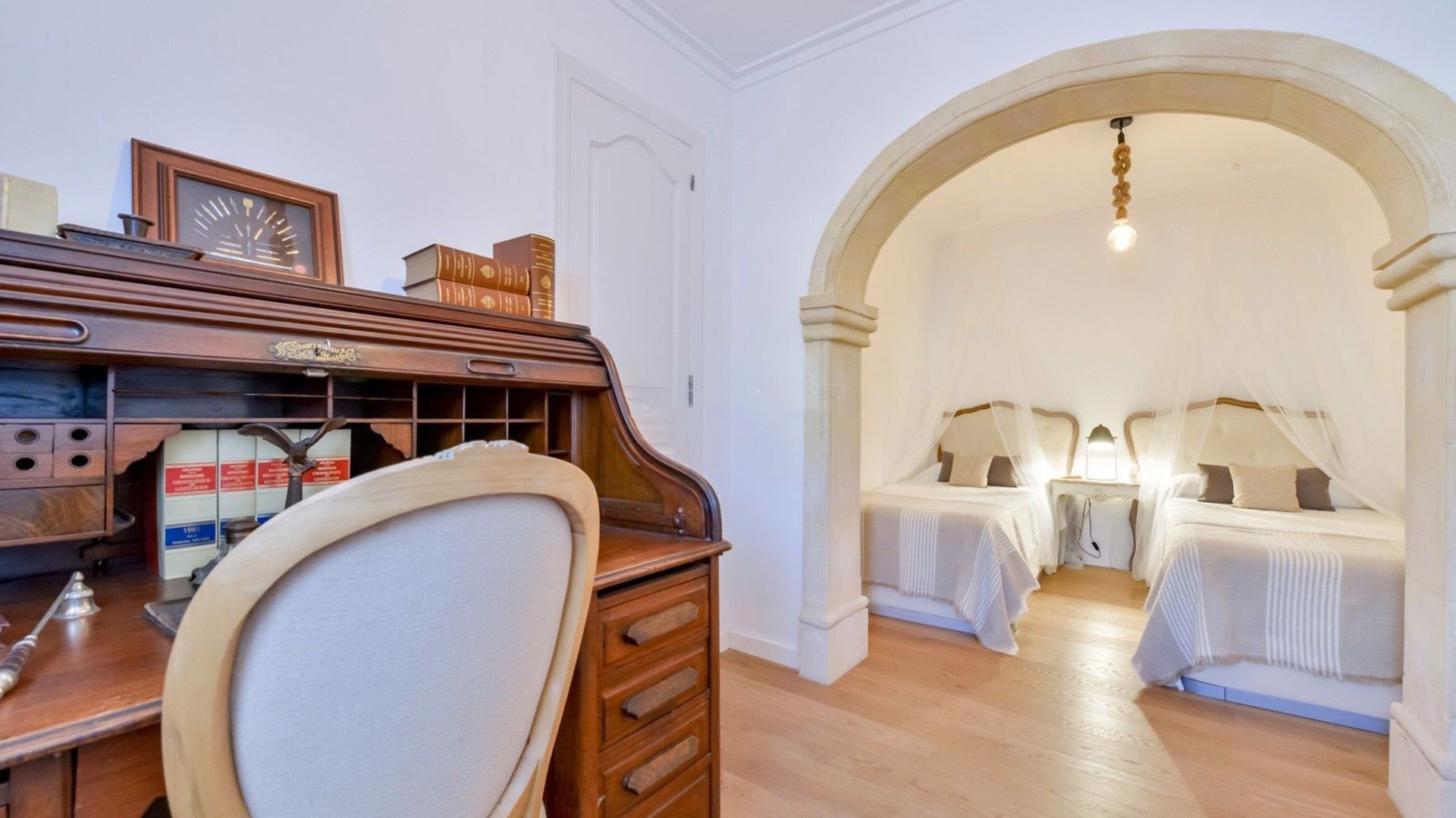 Villa a Altea, Alicante, Spagna 4 camere da letto, 285 mq. N° 64064