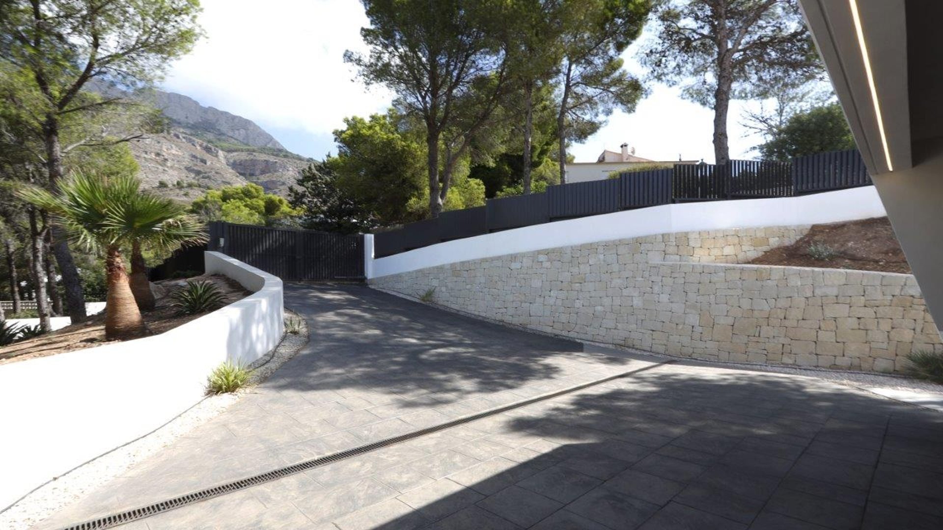 Villa i Altea, Alicante, Spanien 4 sovrum, 402 kvm. Nr. 63370
