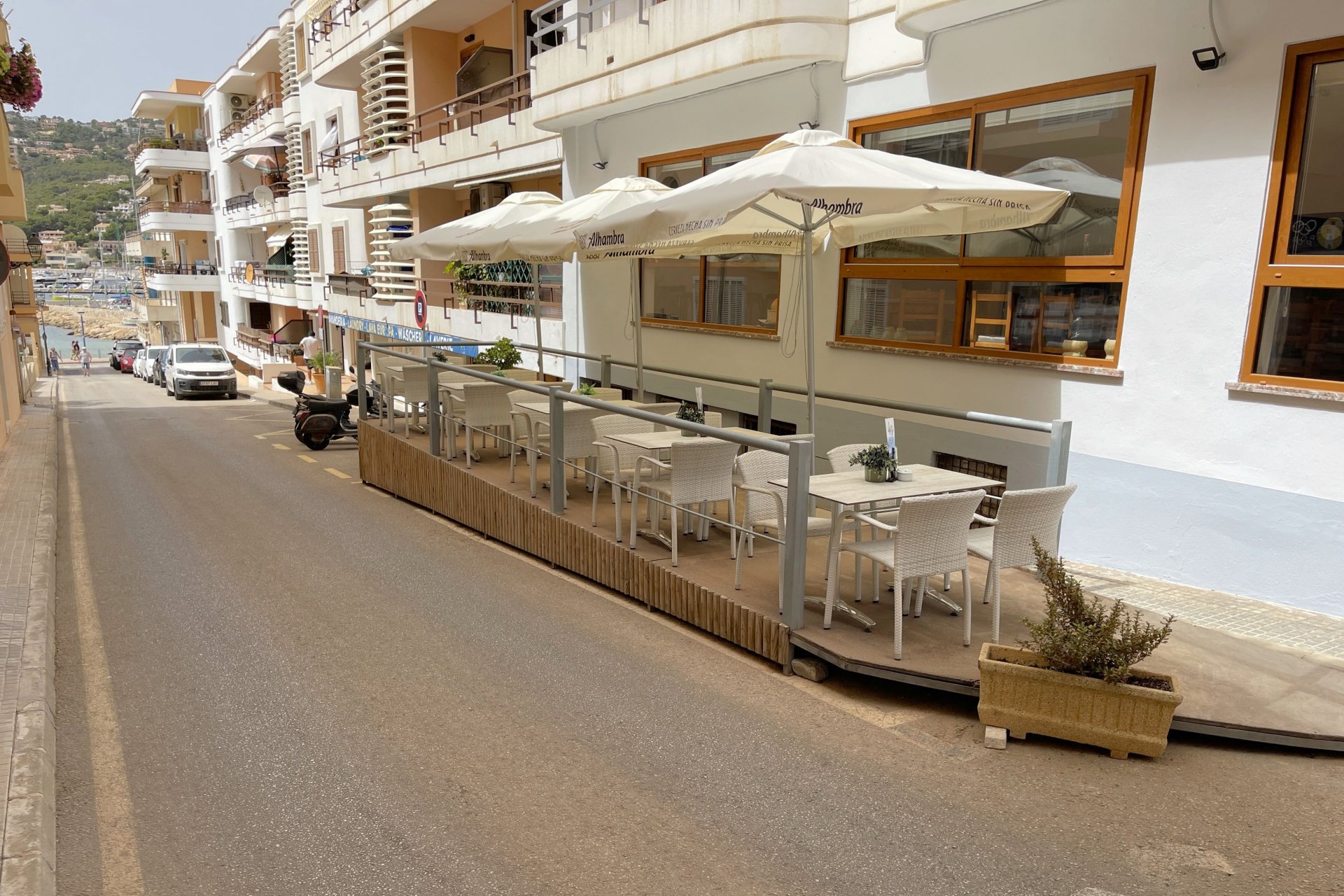 Commercial property à Port D'andratx, Mallorca, Espagne 200 m2 No. 102163