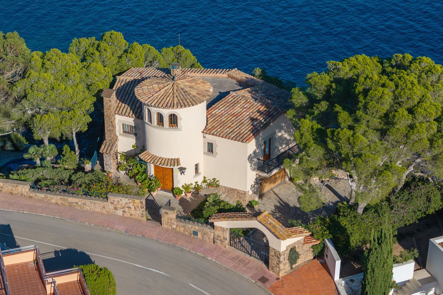 Māja Tamariu, Girona, Spānijā 4 istabas, 550 m2 Nr. 156650