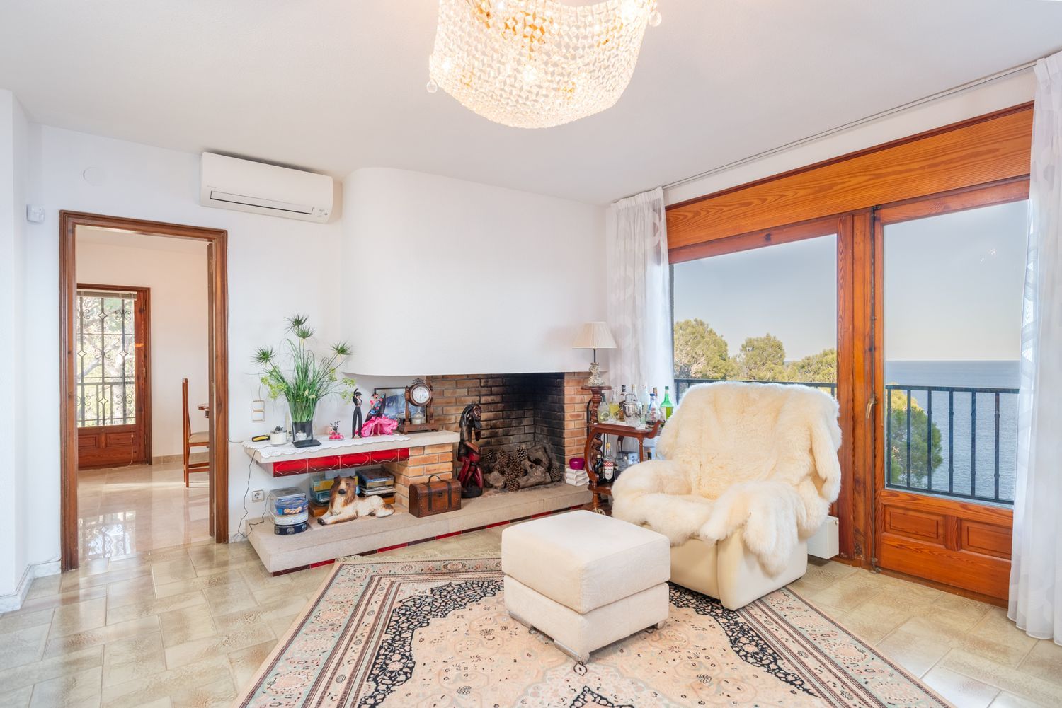 Māja Tamariu, Girona, Spānijā 4 istabas, 550 m2 Nr. 156650