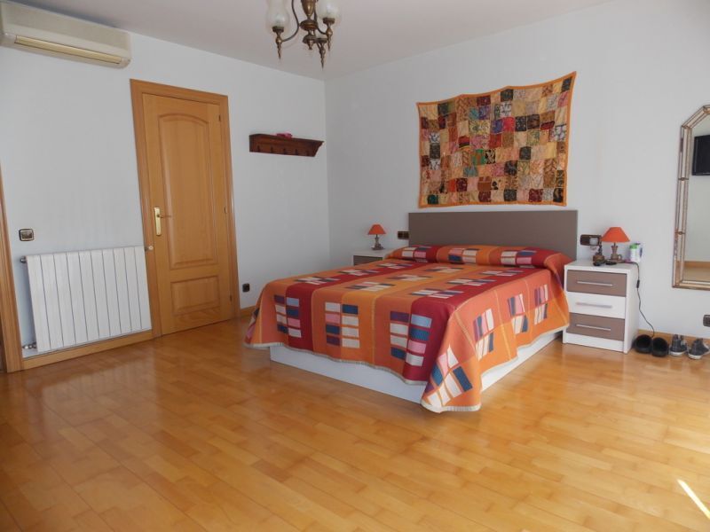 Villa à Badalona, Barcelona, Espagne 3 chambres, 240 m2 No. 133451