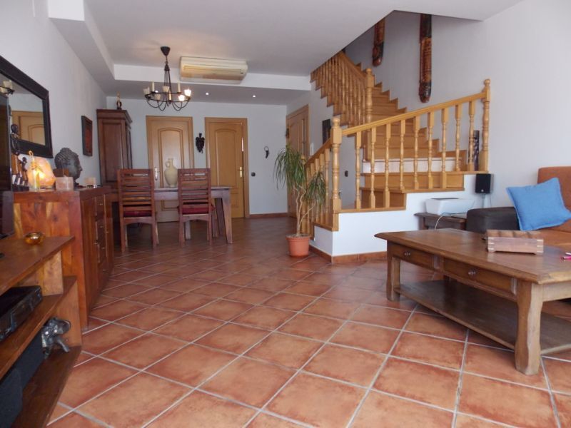 Villa à Badalona, Barcelona, Espagne 3 chambres, 240 m2 No. 133451