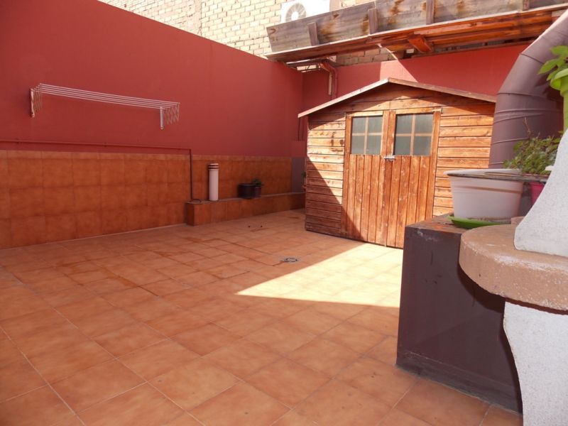 Villa à Badalona, Barcelona, Espagne 3 chambres, 240 m2 No. 133451