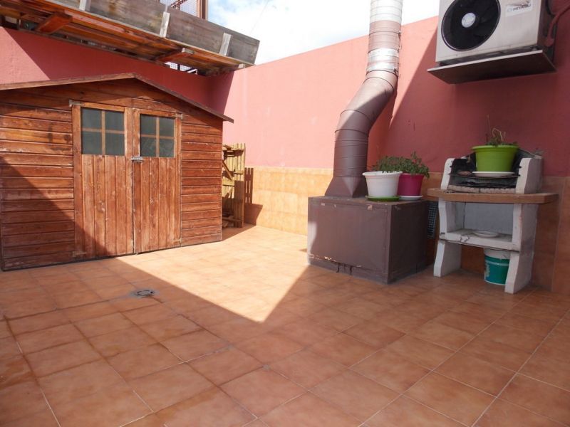 Villa à Badalona, Barcelona, Espagne 3 chambres, 240 m2 No. 133451