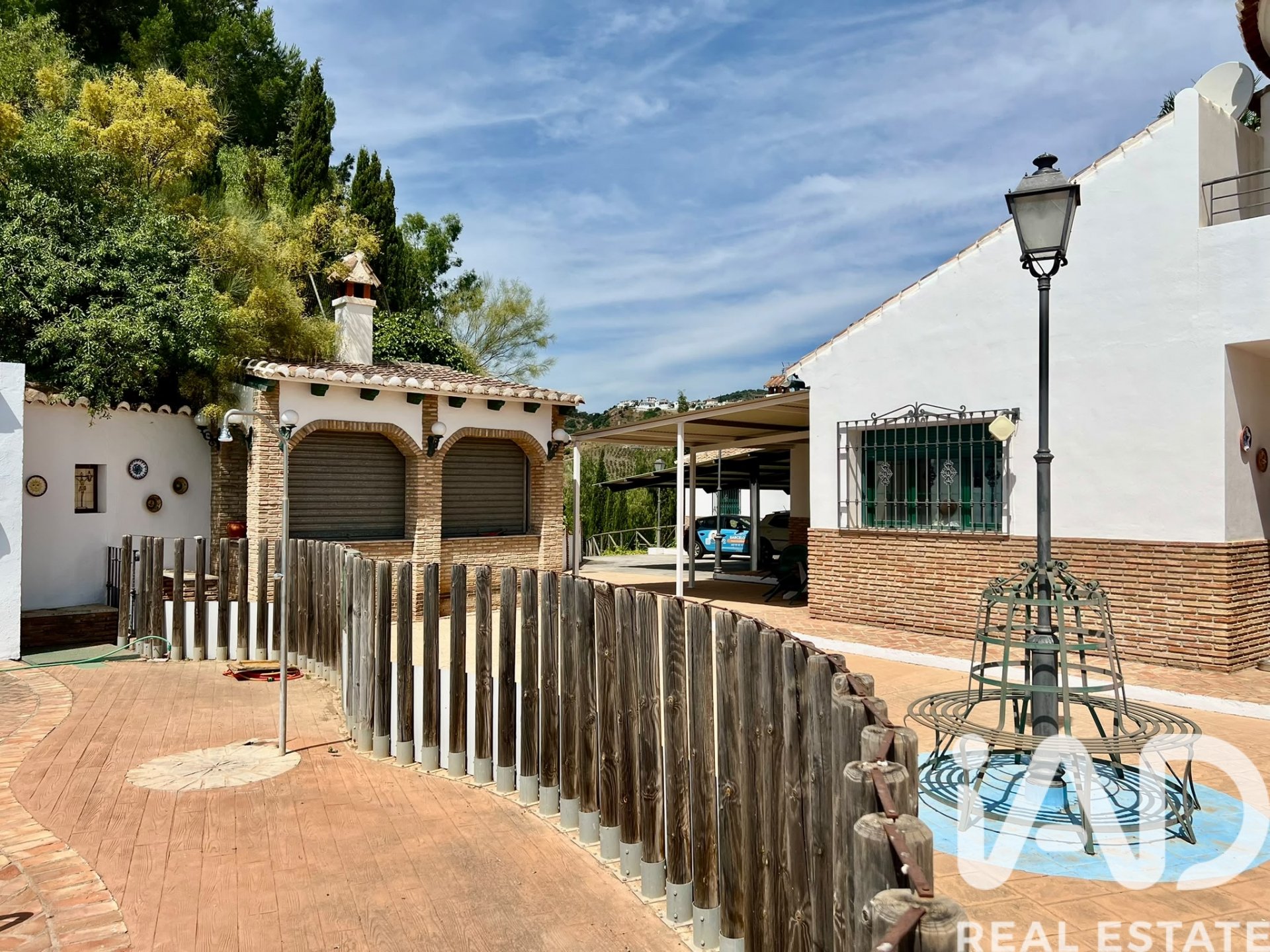 House in Vinuela, Malaga, Spain 6 bedrooms, 320 sq.m. No. 188352
