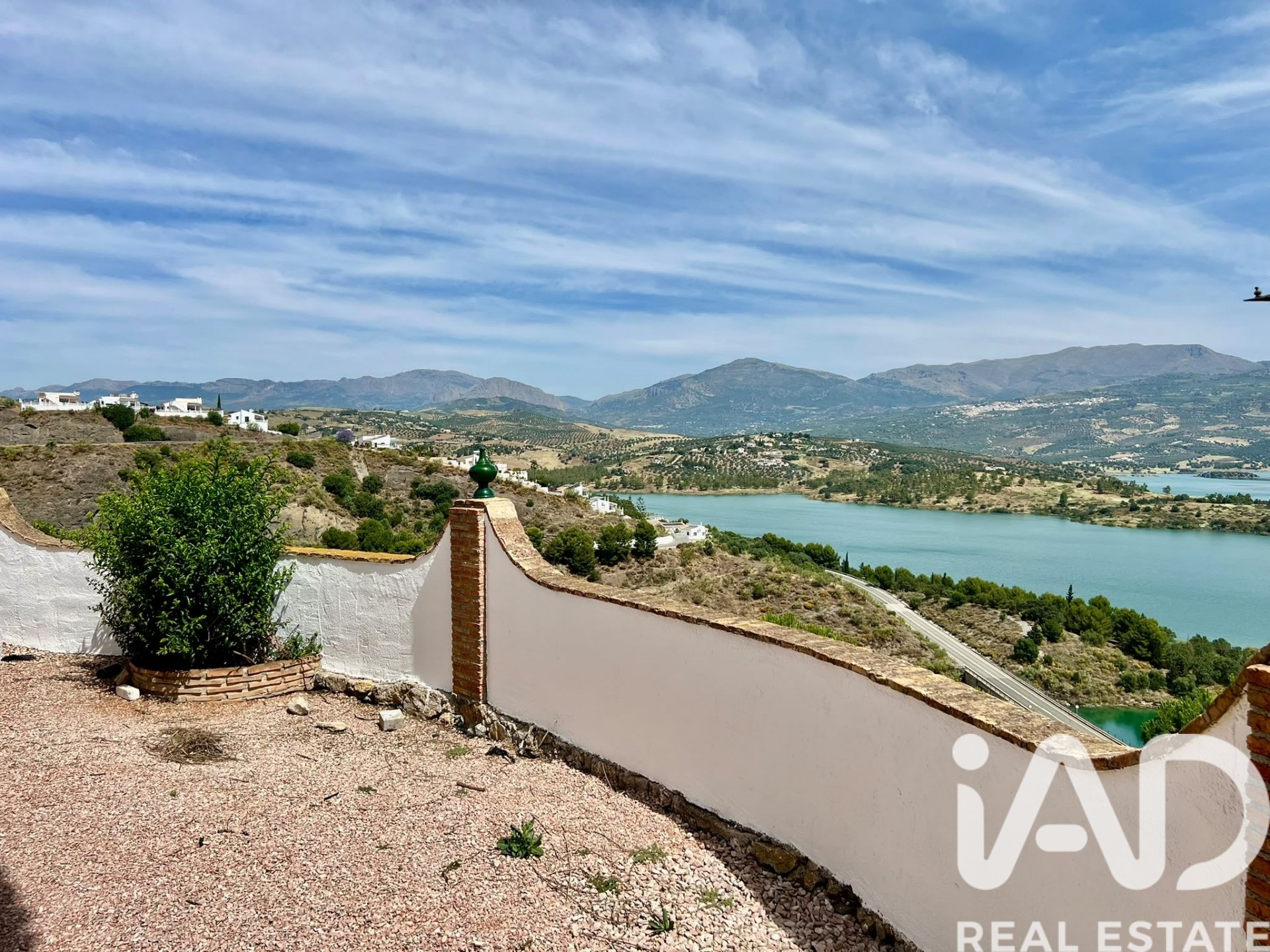House in Vinuela, Malaga, Spain 6 bedrooms, 320 sq.m. No. 188352