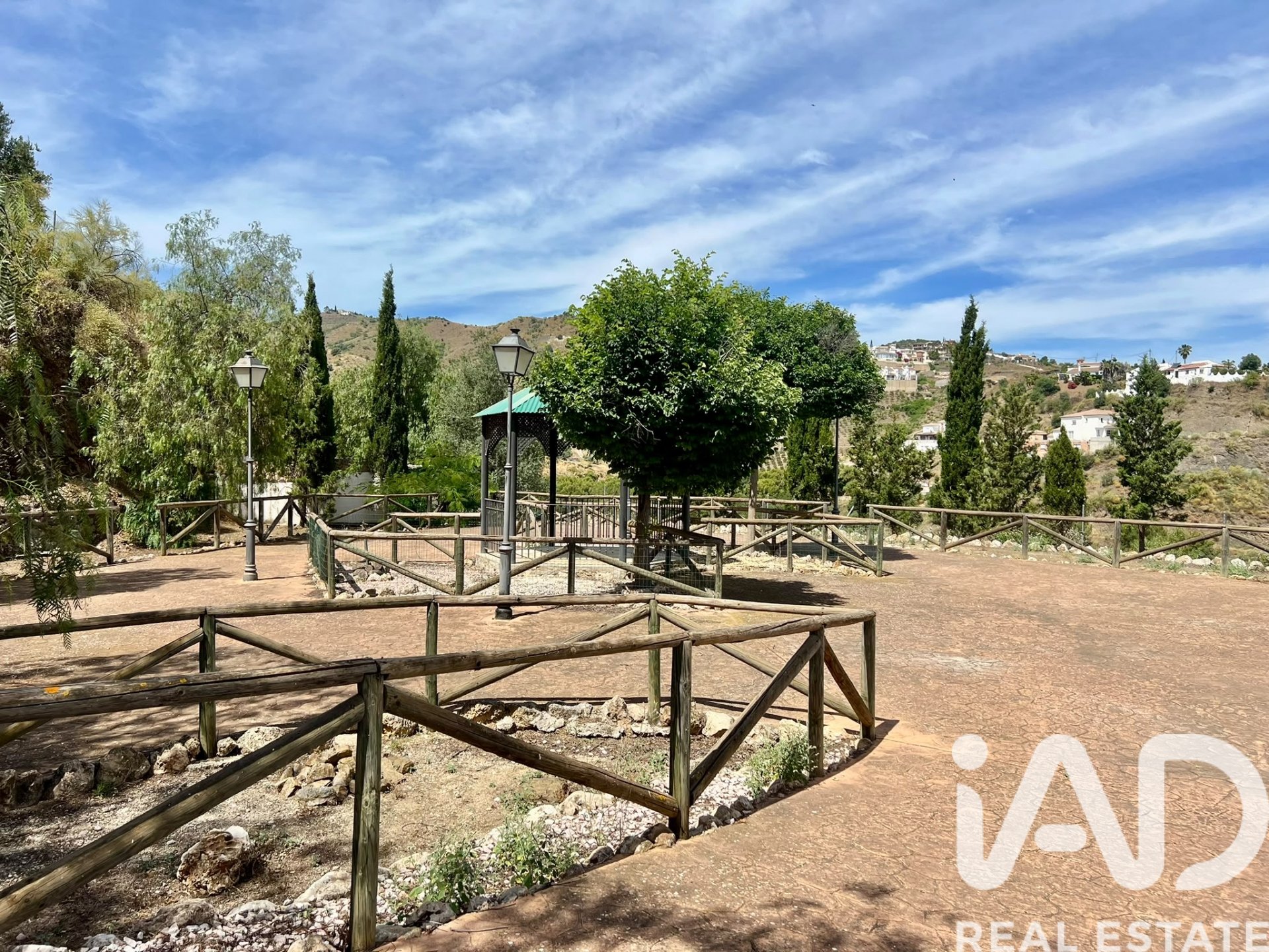 House in Vinuela, Malaga, Spain 6 bedrooms, 320 sq.m. No. 188352