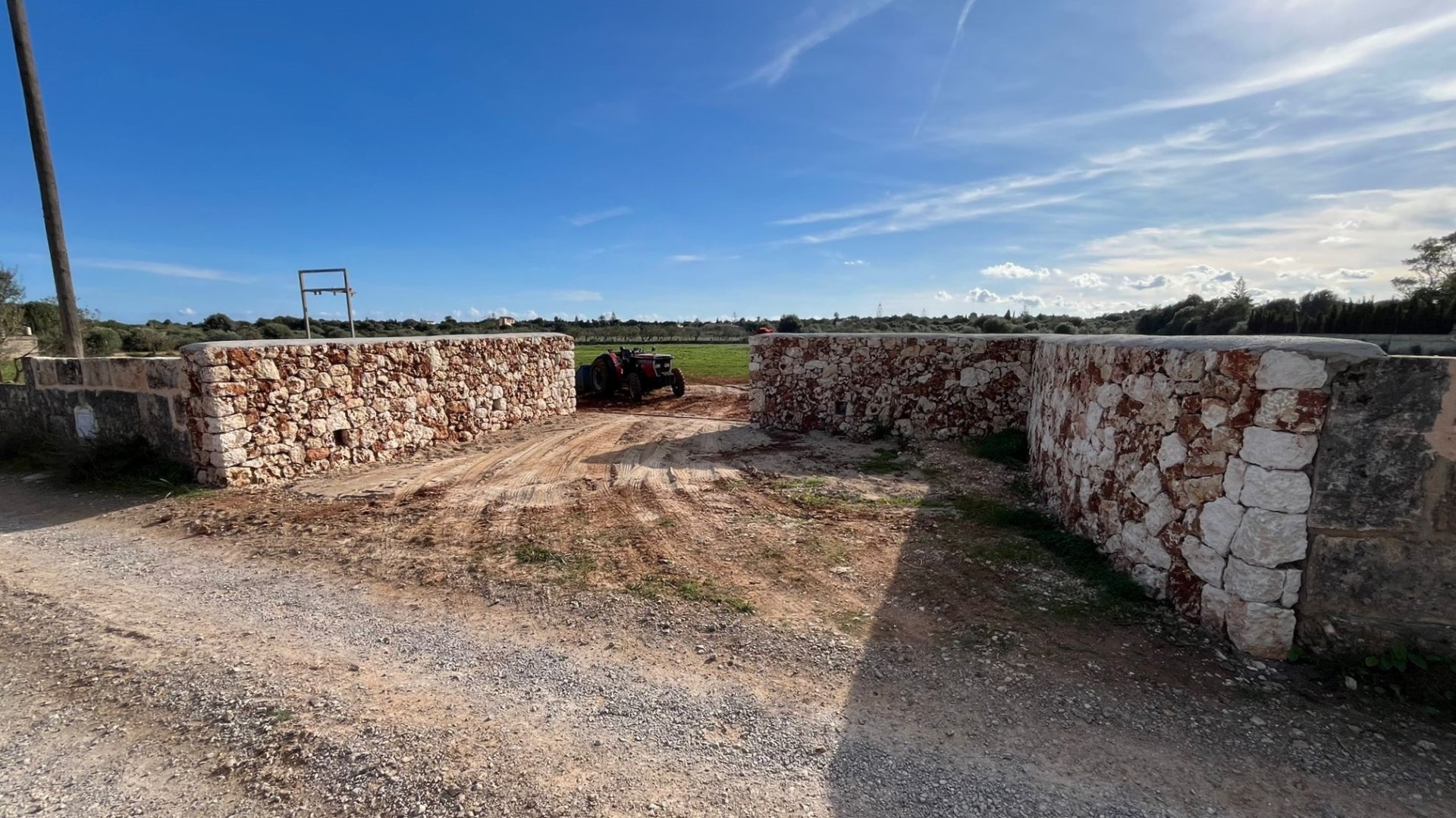 Land plot in Manacor, Mallorca, Spain 3 bedrooms, 14332 sq.m. No. 142676