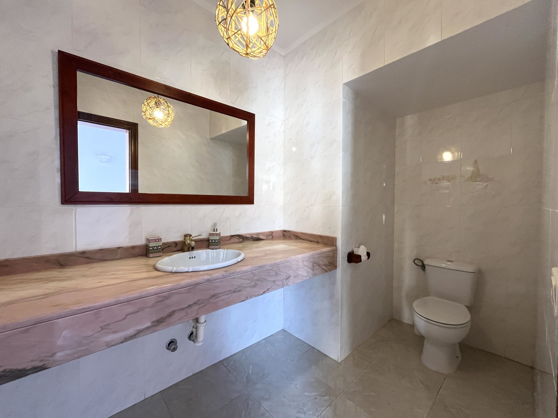 Finca a Alaro, Mallorca, Spagna 6 camere da letto, 390 mq. N° 142675
