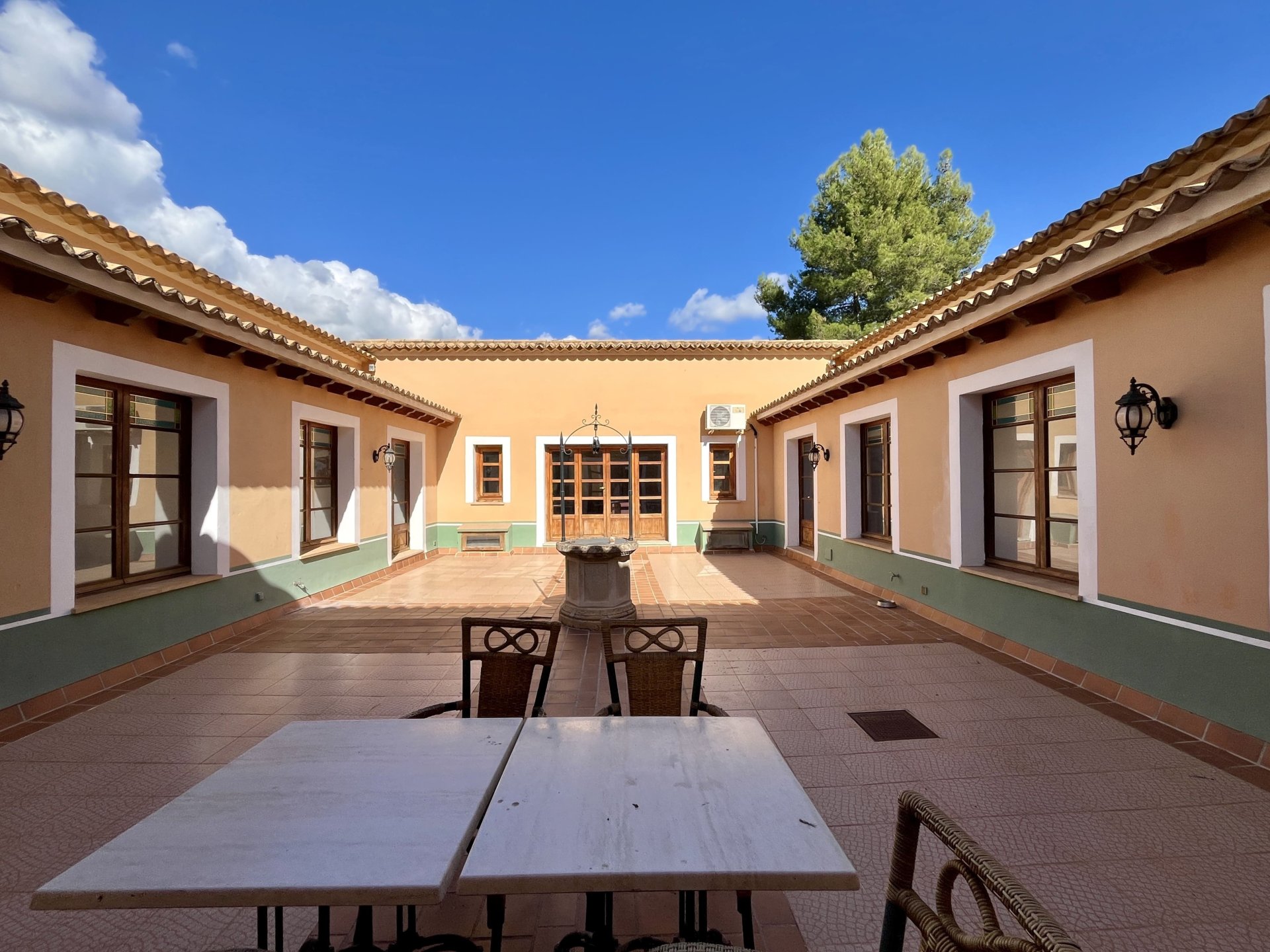Finca a Alaro, Mallorca, Spagna 6 camere da letto, 390 mq. N° 142675