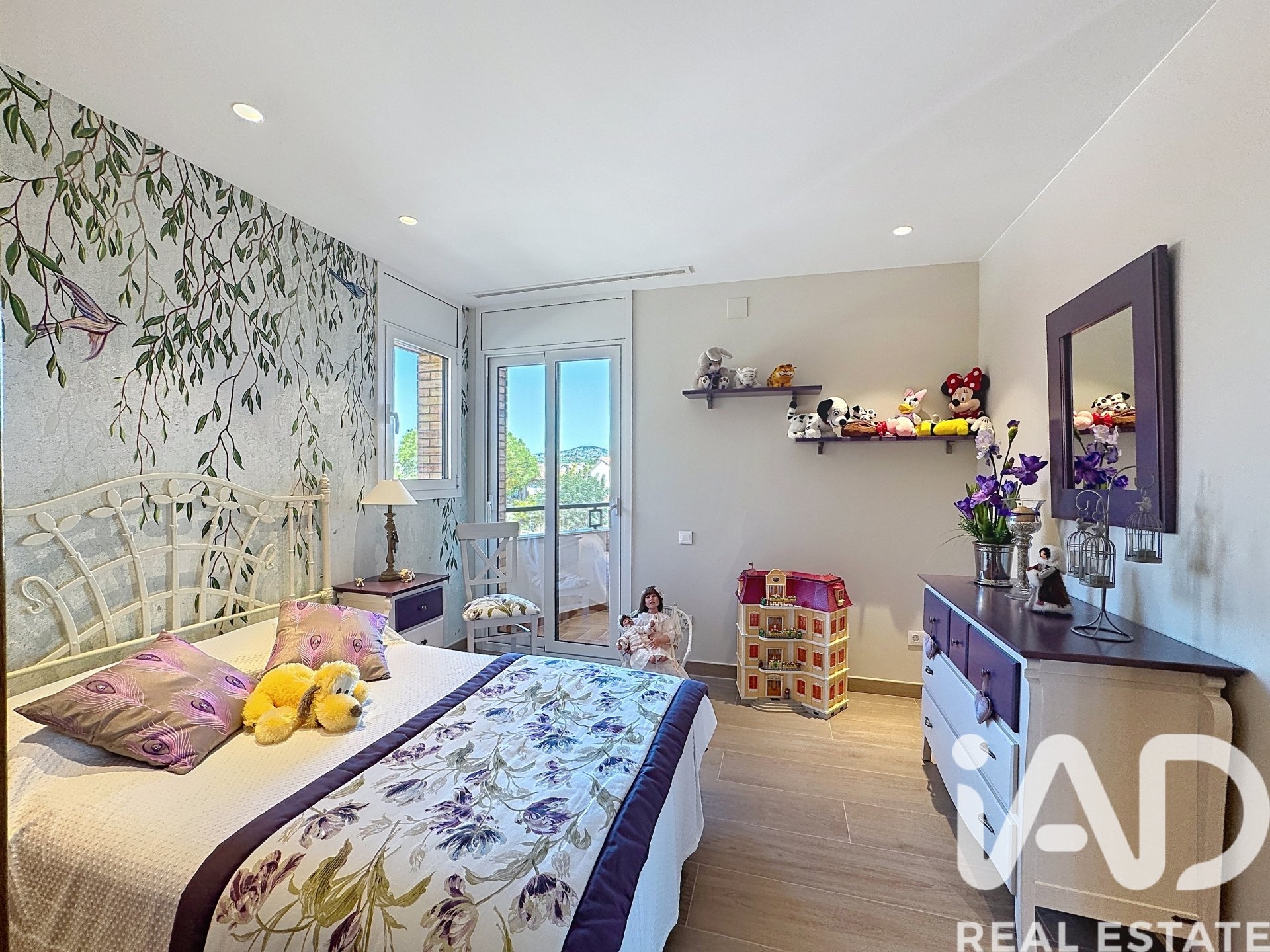 Talo Vilanova i la Geltru, Barcelona, Espanja 6 makuuhuonetta, 685 m2 No. 172788